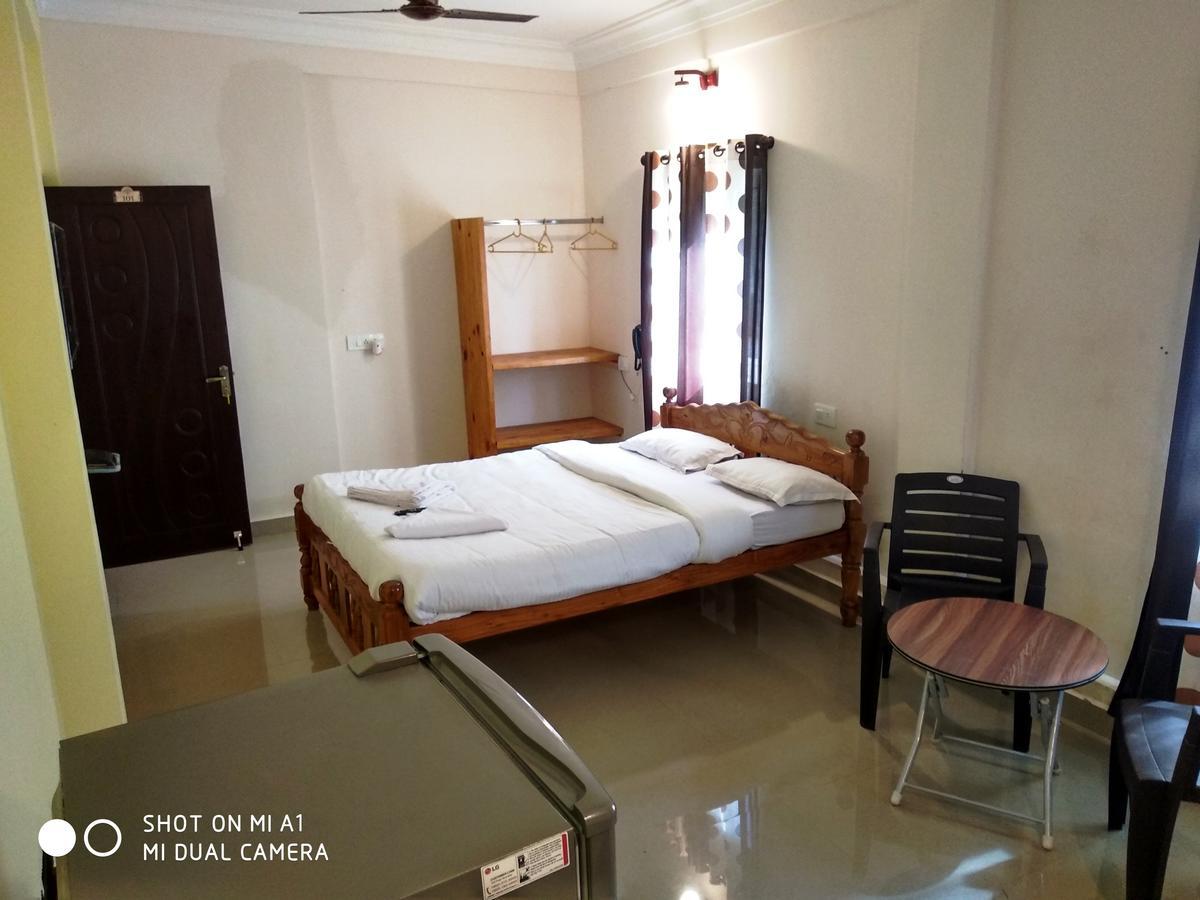 Place 3* Candolim
